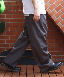 8(eight)｜エイト（メンズ）のチノパンツ（グレー/灰色系）通販