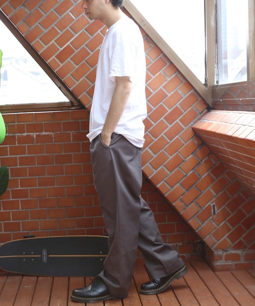 ８(eight)（エイト）の「ワイドチノパン（チノパンツ・メンズ・ブラック/チャコールグレー/ライトグレー/ブラウン系その他/ベージュ/オリーブ/ネイビー/ブルー系その他・MEDIUM/LARGE/X-LARGE）」の15枚目の写真