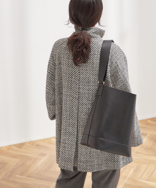 journal standard L'essage(ジャーナルスタンダードレサージュ)の「GIOLICAスタンドショートコート(その他アウター・レディース・ブラック系その他/ダークブルー・FREE)」の13枚目の写真
