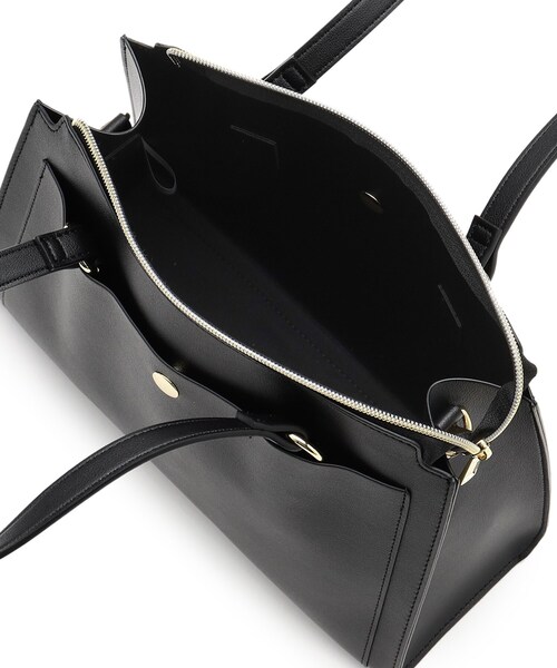 SHOO・LA・RUE（シューラルー）の「◆【通勤/学校行事/2WAY】一枚革風フロントポケットトートバッグ（トートバッグ・レディース・ブラック/ワインレッド/ベージュ系その他7・00）」の10枚目の写真