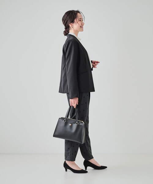 SHOO・LA・RUE（シューラルー）の「◆【通勤/学校行事/2WAY】一枚革風フロントポケットトートバッグ（トートバッグ・レディース・ブラック/ワインレッド/ベージュ系その他7・00）」の15枚目の写真