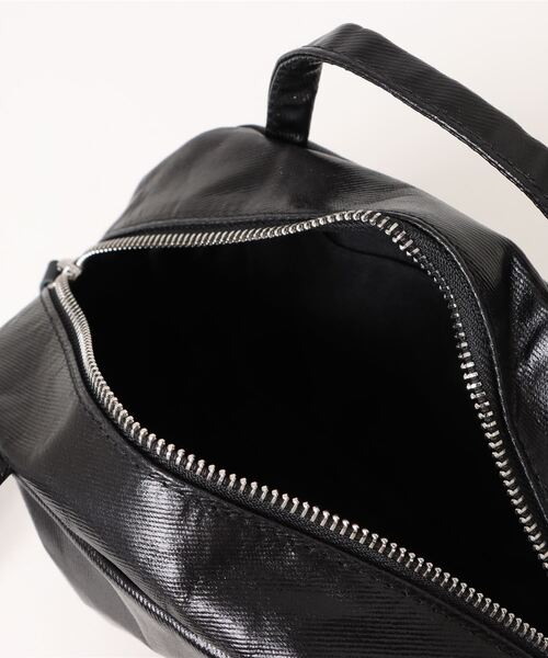 EARTH MADE（アースメイド）の「CANVAS メタリック 2WAY BOSTON WITH POUCH（ボストンバッグ・レディース・シルバー/ブラック・FREE）」の8枚目の写真