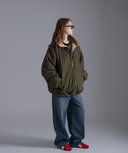 MUHET（ミュエータ）の「ストレートデニムパンツ（デニムパンツ・レディース・ダークインディゴブルー/ライトインディゴブルー・SMALL/MEDIUM/LARGE）」の17枚目の写真