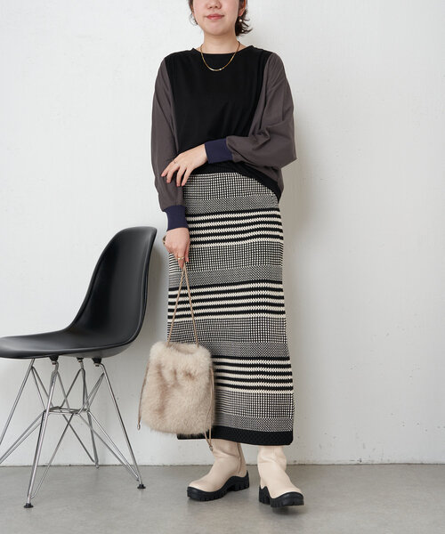 Jena espace merveilleux(ジェナ エスパスメルヴェイユ)の「配色ドルマンカットソー(Tシャツ/カットソー・レディース・ベージュ/ブラック/カーキ・FREE)」の5枚目の写真