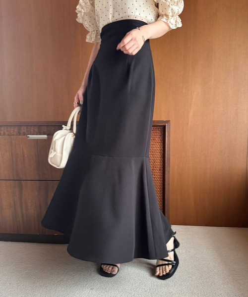 one after another NICE CLAUP（ワンアフターアナザーナイスクラップ）の「【WEB限定商品】バックレースアップマーメイドスカート（スカート・レディース・ブラック/ブラウン系その他/ベージュ系その他・SMALL/LARGE/MEDIUM）」の6枚目の写真