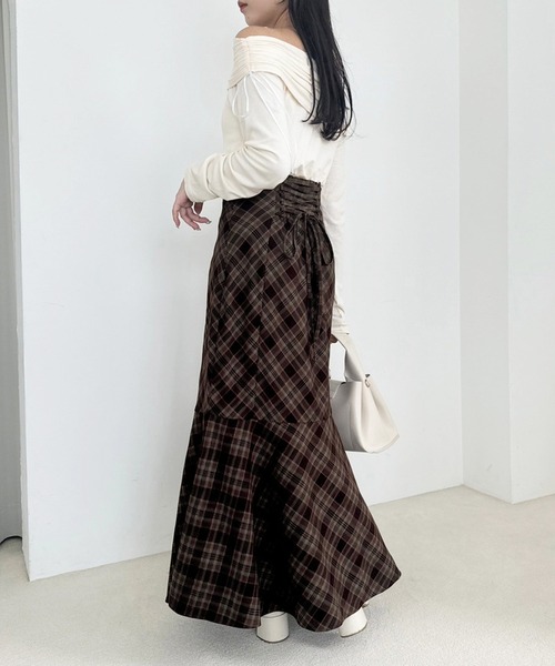 one after another NICE CLAUP（ワンアフターアナザーナイスクラップ）の「【WEB限定商品】バックレースアップマーメイドスカート（スカート・レディース・ブラック/ブラウン系その他/ベージュ系その他・SMALL/LARGE/MEDIUM）」の10枚目の写真