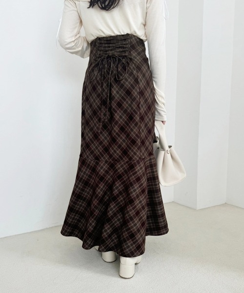 one after another NICE CLAUP（ワンアフターアナザーナイスクラップ）の「【WEB限定商品】バックレースアップマーメイドスカート（スカート・レディース・ブラック/ブラウン系その他/ベージュ系その他・SMALL/LARGE/MEDIUM）」の8枚目の写真