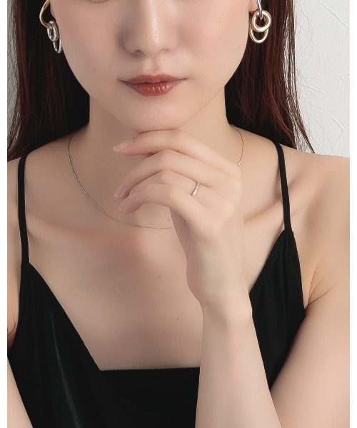 ChooMia（チュミア）の「バイカラーフープイヤーカフ（イヤーカフ・レディース・シルバー×ゴールド・FREE）」の8枚目の写真