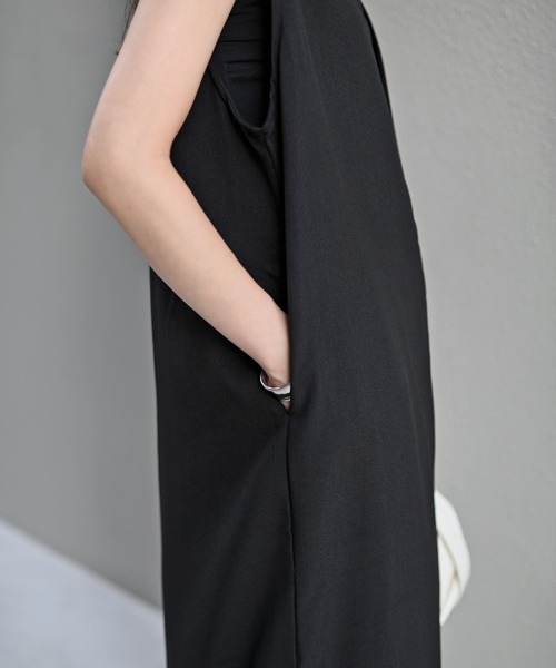 Marient(マリエント)の「キーネックロングOP(ワンピース・レディース・ブラック/チャコール/ブラウン・FREE)」の6枚目の写真