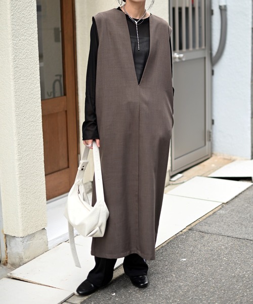 Marient(マリエント)の「キーネックロングOP(ワンピース・レディース・ブラック/チャコール/ブラウン・FREE)」の17枚目の写真