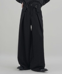 .KOM（ドットコム）の「『.KOM/ドットケーオーエム』ギミックシルエットワイドスラックス【Y】【CN】（スラックス）」