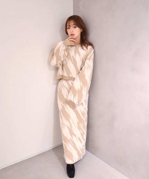 CECIL McBEE（セシルマクビー）の「異素材ミックスジャガード柄ニットスカート（スカート・レディース・アイボリー/ベージュ・MEDIUM）」の3枚目の写真