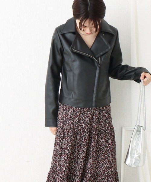 libelle more（リベル モア）の「エコレザーライダースジャケット（ライダースジャケット・レディース・ベージュ/アイボリー/ブラック・M/L）」の22枚目の写真