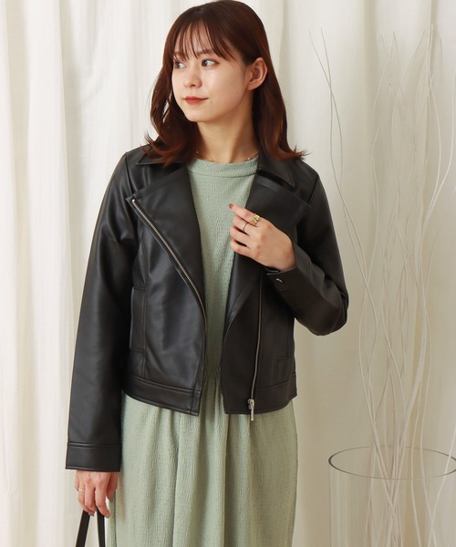 libelle more（リベル モア）の「エコレザーライダースジャケット（ライダースジャケット・レディース・ベージュ/アイボリー/ブラック・M/L）」の19枚目の写真