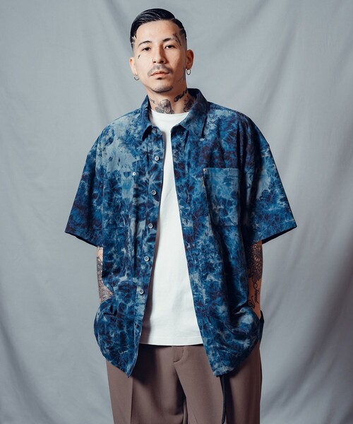 Subciety(サブサエティ)の「Bleached work shirt(シャツ/ブラウス・メンズ・ブルー/ブラック・LARGE/MEDIUM/SMALL/X-LARGE)」の18枚目の写真