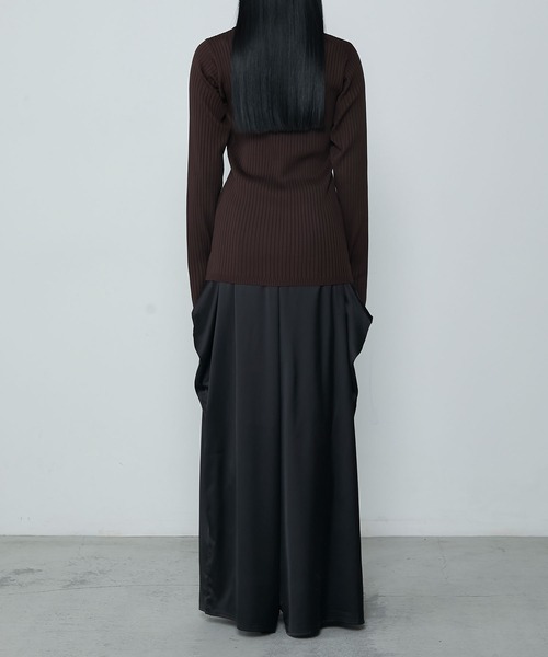 Satin drape relaxing wide pants / サテン ドレープ リラクシング ワイドパンツ（その他パンツ）｜le ELMi（ルエルミ）