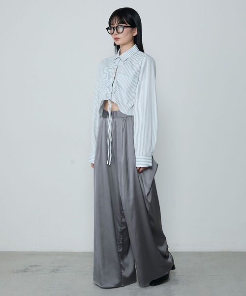 Satin drape relaxing wide pants / サテン ドレープ リラクシング ワイドパンツ（その他パンツ）｜le ELMi（ルエルミ）