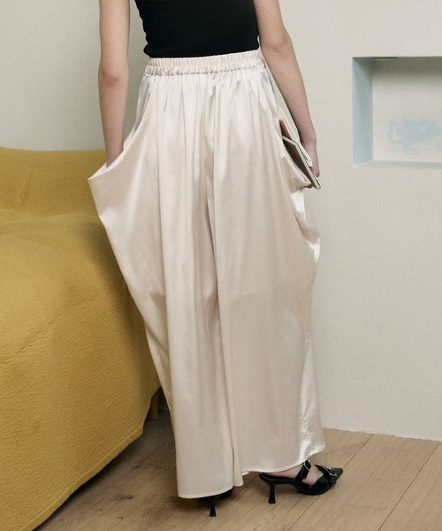 セール】Satin drape relaxing wide pants / サテン ドレープ