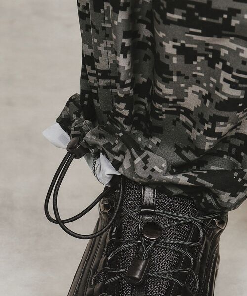tk.TAKEO KIKUCHI(ティーケータケオキクチ)の「デジカモプリントワイドカーゴパンツ(カーゴパンツ・メンズ・グレー系その他5/カーキ系3・01/02/03)」の15枚目の写真