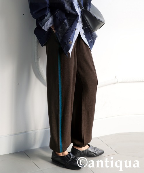 antiqua(アンティカ)の「サイドラインニットパンツ(その他パンツ・レディース・ブラック/グレー/ブラウン・LARGE/MEDIUM)」の3枚目の写真