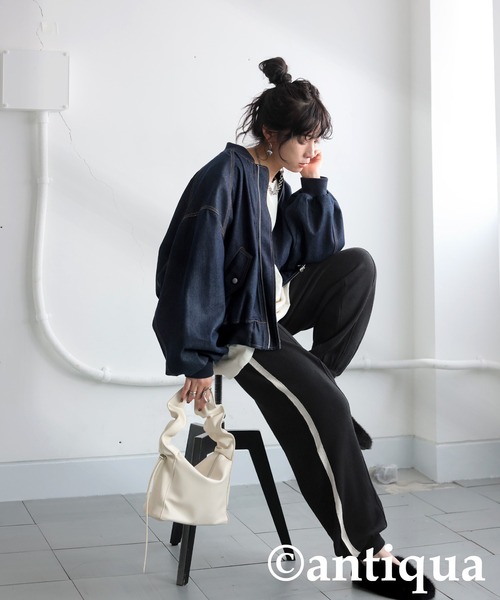 antiqua(アンティカ)の「サイドラインニットパンツ(その他パンツ・レディース・ブラック/グレー/ブラウン・LARGE/MEDIUM)」の5枚目の写真