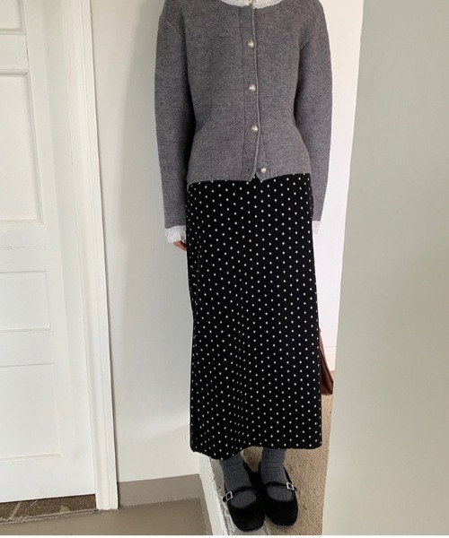 ELOOPS(イーループス)の「【ELOOPS】ドット柄 レトロデザイン フレアロングスカート(スカート・レディース・ブラック・M/S/L)」の6枚目の写真