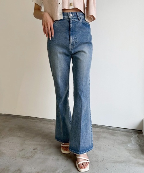 one after another NICE CLAUP(ワンアフターアナザーナイスクラップ)の「美脚ストレッチデニムパンツ(デニムパンツ・レディース・ネイビー/ライトブルー/ブルー・SMALL/MEDIUM)」の14枚目の写真