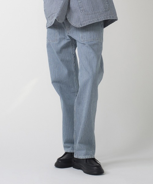 Levi's(リーバイス)の「Levi's/リーバイス 555(TM) リラックスストレート ユーティリティ ジーンズ(デニムパンツ・メンズ・ライトインディゴブルー/インディゴブルー/ブルー系その他・W28 L32/W29 L32/W30 L32/W31 L32/W32 L32/W33 L32/W34 L32/W36 L32)」の16枚目の写真