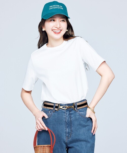 UNFILO(アンフィーロ)の「BEAUTYFORM-Tコットン ベーシックTシャツ(Tシャツ/カットソー・レディース・ブラック系/グレー系/ブラック系1/ピンク系/ベージュ系/ホワイト系・X-LARGE)」の8枚目の写真