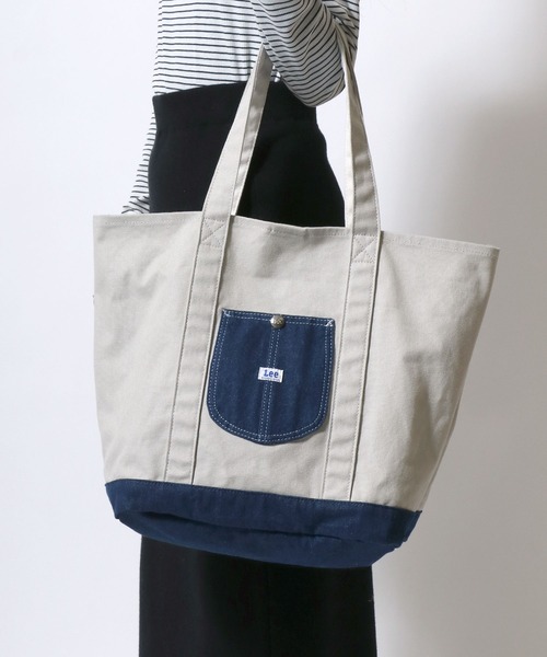 Lee(リー)の「Lee/リー キャンバス デニム ロゴ ピスネーム ワンポイント刺繍 カバーオールポケット トートバッグ/レディース メンズ(トートバッグ・レディース・ブラック/ネイビー/グレー/ブルー/ホワイト系その他/ホワイト系その他2・FREE)」の4枚目の写真