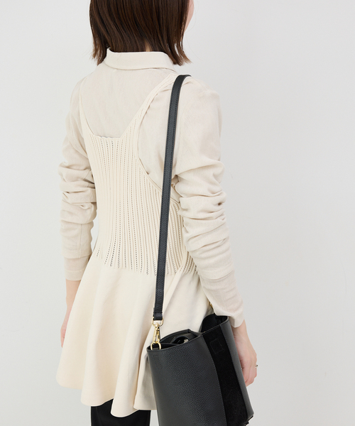 SLOBE IENA(スローブイエナ)の「コットンチュールポロシャツ(ポロシャツ・レディース・アイボリー/ネイビー/サックスブルー/ピンク・FREE)」の9枚目の写真