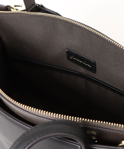 miiセルディアページ DIOR | Dior Book Tote バッグ ミディアム Millefiori エンブロイ