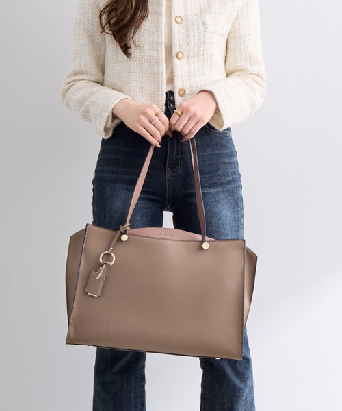 Jewelna Rose(ジュエルナローズ)の「セイディ・トートバッグ A4サイズ 16144(トートバッグ・レディース・アイボリー/グレイッシュベージュ/ブラック/スモークピンク・FREE)」の10枚目の写真