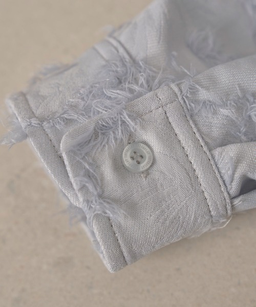 INTERPLAY（インタープレイ）の「【INTERPLAY】Open Collar Over Size Shirt【4：Jacquard Fringe】(UNISEX)（シャツ/ブラウス・メンズ・ホワイト/ライトグレー/イエロー・FREE）」の9枚目の写真