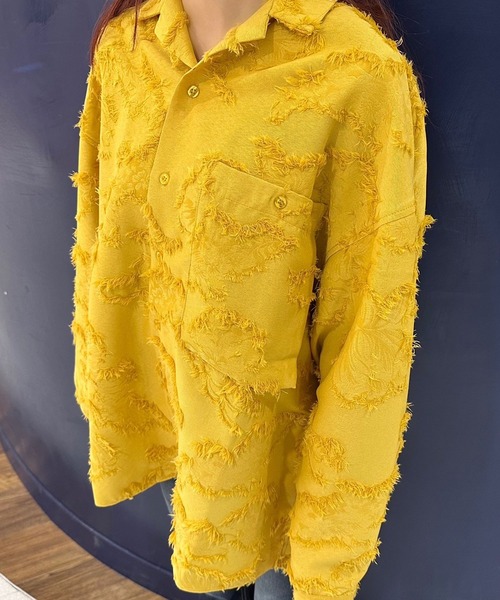 INTERPLAY（インタープレイ）の「【INTERPLAY】Open Collar Over Size Shirt【4：Jacquard Fringe】(UNISEX)（シャツ/ブラウス・メンズ・ホワイト/ライトグレー/イエロー・FREE）」の11枚目の写真