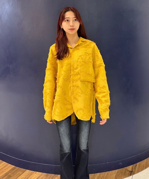 INTERPLAY（インタープレイ）の「【INTERPLAY】Open Collar Over Size Shirt【4：Jacquard Fringe】(UNISEX)（シャツ/ブラウス・メンズ・ホワイト/ライトグレー/イエロー・FREE）」の13枚目の写真