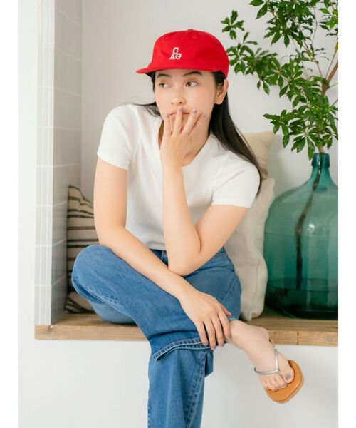 Ungrid(アングリッド)の「カラーフィットTee(Tシャツ/カットソー・レディース・イエロー/オフホワイト/ブラック・SMALL/MEDIUM)」の6枚目の写真