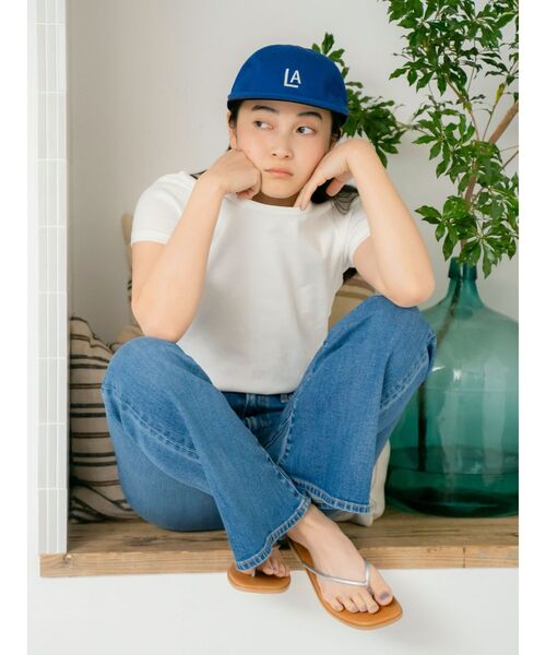 Ungrid(アングリッド)の「カラーフィットTee(Tシャツ/カットソー・レディース・イエロー/オフホワイト/ブラック・SMALL/MEDIUM)」の7枚目の写真