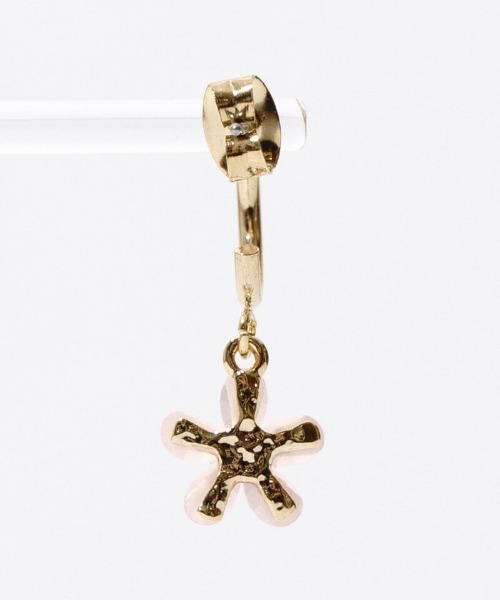 flower（フラワー）の「フラワーフープピアス（ピアス（片耳用）・レディース・ピンク/アイボリー・FREE）」の4枚目の写真