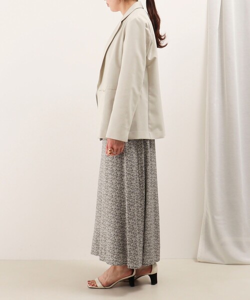 NOLLEY'S LIGHT（ノーリーズライト）の「《セットアップ対応》リサイクルリネンライク テーラードジャケット（テーラードジャケット・レディース・ネイビー/ベージュ・38）」の8枚目の写真