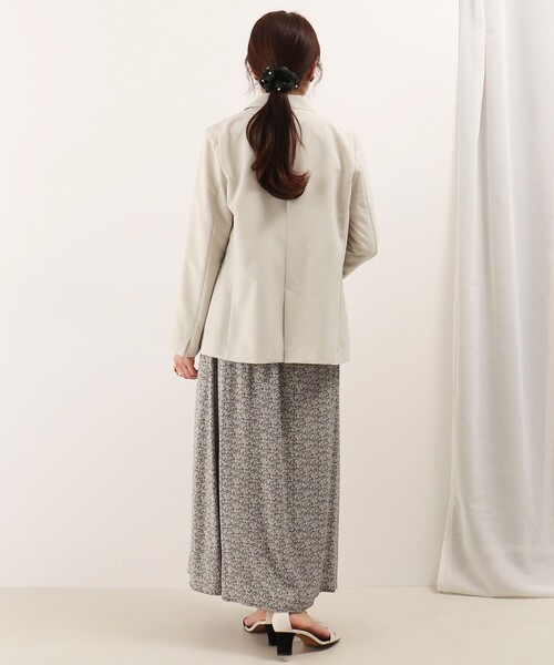 NOLLEY'S LIGHT（ノーリーズライト）の「《セットアップ対応》リサイクルリネンライク テーラードジャケット（テーラードジャケット・レディース・ネイビー/ベージュ・38）」の9枚目の写真