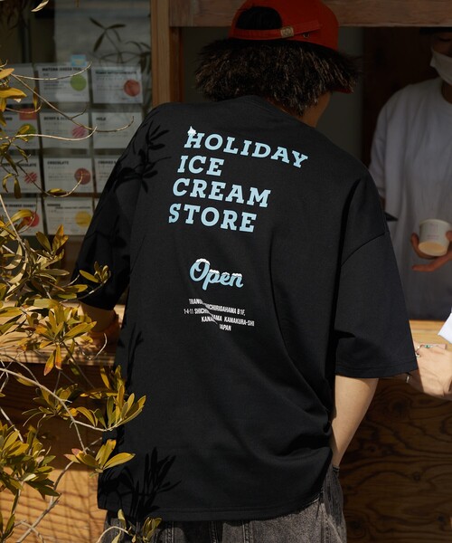 FREAK'S STORE（フリークスストア）の「限定展開 HOLIDAY ICECREAM×FREAK'S STORE 別注 ビッグシルエット バックプリント クルーネック Tシャツ（Tシャツ/カットソー・メンズ・ホワイト/ピンク/ブラック/イエロー・SMALL/MEDIUM/LARGE）」の15枚目の写真