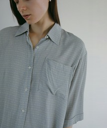 BLUR PATTERN SHIRT