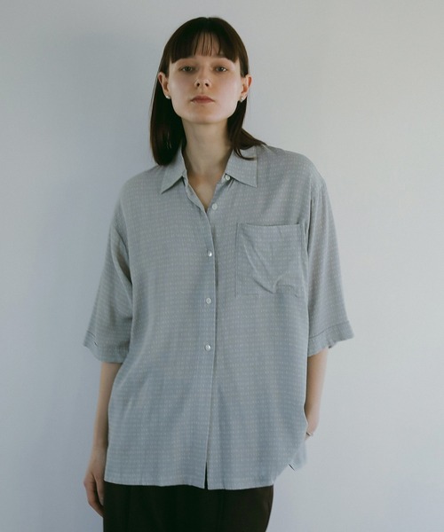 MANOF(マノフ)の「BLUR PATTERN SHIRT(シャツ/ブラウス・レディース・ブルー/ベージュ・FREE)」の12枚目の写真