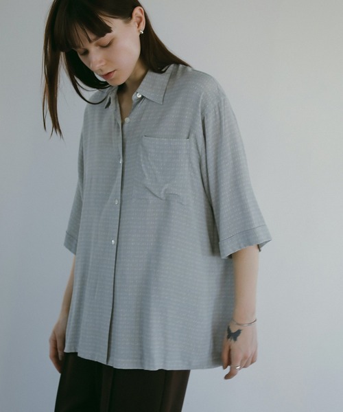 MANOF(マノフ)の「BLUR PATTERN SHIRT(シャツ/ブラウス・レディース・ブルー/ベージュ・FREE)」の14枚目の写真