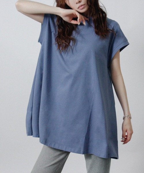 Social GIRL(ソーシャルガール)の「接触冷感フレアチュニック フレンチスリーブ 半袖Tシャツ(Tシャツ/カットソー・レディース・ブラック/グレイッシュベージュ/ブルー/オフホワイト/チャコール・M)」の5枚目の写真