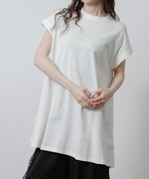 Social GIRL(ソーシャルガール)の「接触冷感フレアチュニック フレンチスリーブ 半袖Tシャツ(Tシャツ/カットソー・レディース・ブラック/グレイッシュベージュ/ブルー/オフホワイト/チャコール・M)」の7枚目の写真