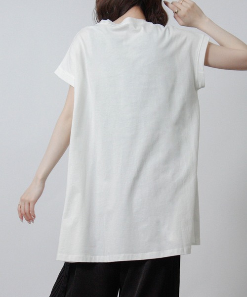 Social GIRL(ソーシャルガール)の「接触冷感フレアチュニック フレンチスリーブ 半袖Tシャツ(Tシャツ/カットソー・レディース・ブラック/グレイッシュベージュ/ブルー/オフホワイト/チャコール・M)」の10枚目の写真