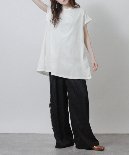 Social GIRL(ソーシャルガール)の「接触冷感フレアチュニック フレンチスリーブ 半袖Tシャツ(Tシャツ/カットソー・レディース・ブラック/グレイッシュベージュ/ブルー/オフホワイト/チャコール・M)」の13枚目の写真