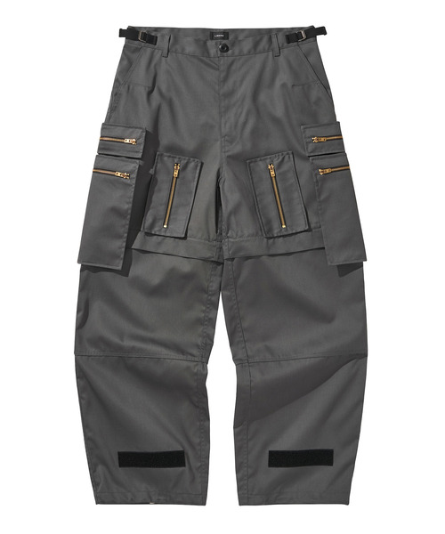 LIBERE（リベーレ）の「LIBERE リベーレ / MULTI ZIP POCKET PANTS ワイドシルエット2WAYカーゴパンツ / 251309-251310-251311（カーゴパンツ・メンズ・チャコール/ブラック/カモフラージュ・MEDIUM/SMALL/LARGE）」の2枚目の写真